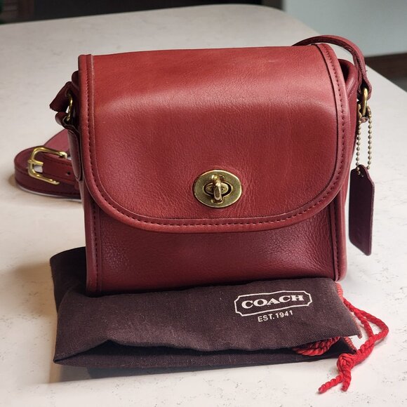 Vintage Red COACH Emmie Flap 9018 - Picture 1 of 8